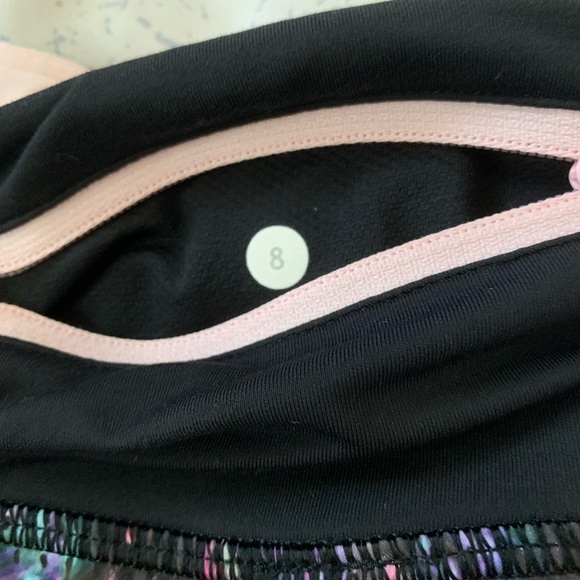 lululemon athletica Run Times Athletic Shorts size 8 EUC - Picture 8 of 8